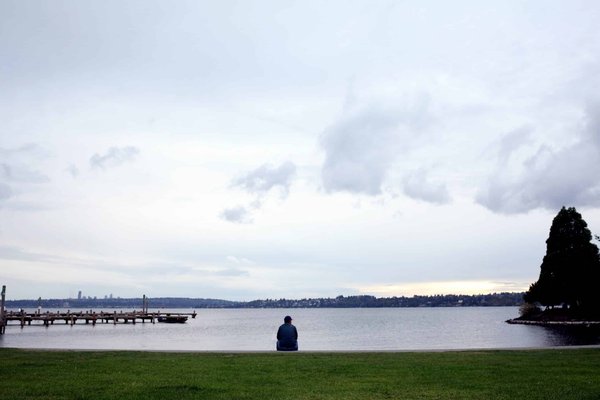 Croisières pour les aventuriers solitaires : Conseils pour voyager seul en sécurité